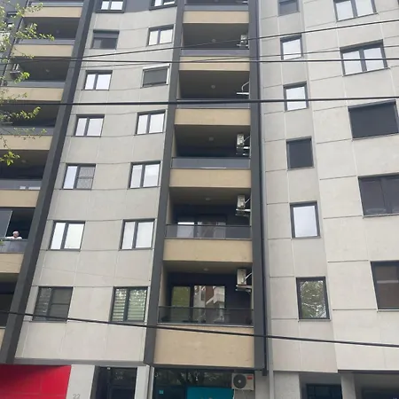 Aura In Centre With Free Parking Апартаменты *